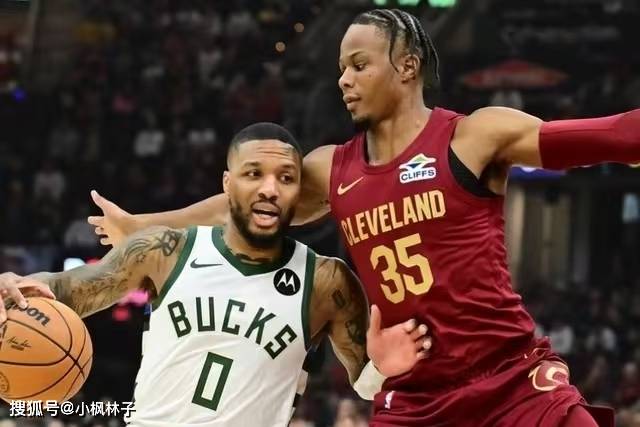 库里谈首次穿巴特勒球鞋：第一次穿非UA球鞋 想给巴特勒惊喜
